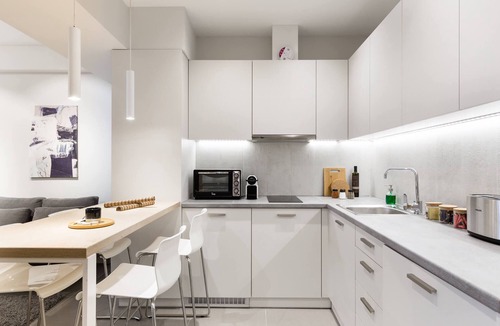 Athens City Centre Apartment | Ermou str. Elegant 1BD Apartment - White