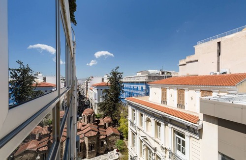 Athens City Centre Apartment | Ermou str. Elegant 1BD Apartment - White