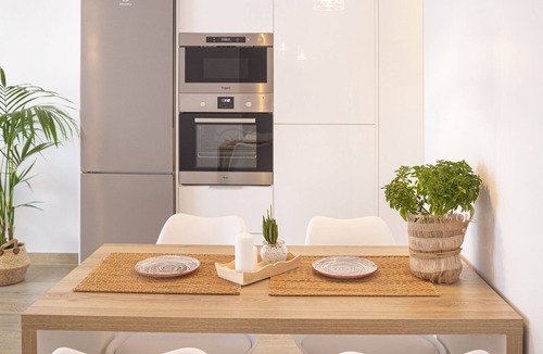 Ireon Villa | ETHOS Luxury Home - Seaview Villa with Hot-Tub