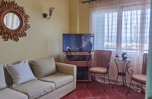 Ireon Apartment | Evaggelia's Seaside Boutique Apartment