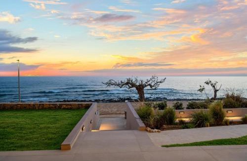 Koutsouras Apartment | Evelmare Beachfront Apartments