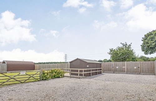 Oakenholt Cottage | Ewe Two