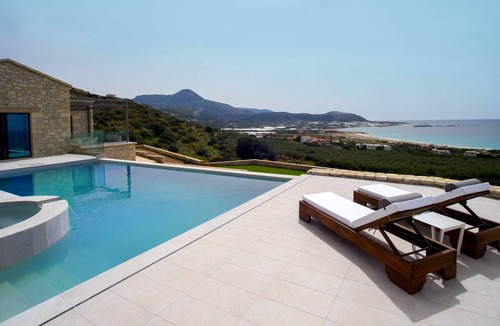 Falassarna Villa | Exceptional 2BD villa Bespoke, heated pool, jacuzzi, sauna, sea & sunset view