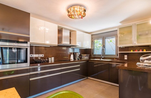 Athens City Centre Villa | Exquisite Legerna Villa | Villa Marella | 6 Bedrooms | Private Pool with.