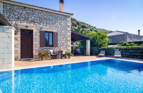 Limeniskos Villa | FALASARNA VILLAS "Villa Chrisanthi"