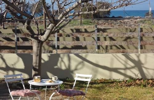 Neo Kalamaki House | Family friendly holiday home