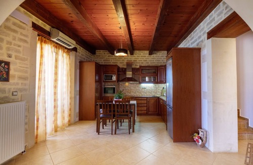 Asteri Villa | Family Friendly Villa Erofili w/Pool, Childrens Area & BBQ 14km to Rethymno!