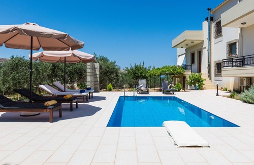 Galouvas Villa | Family villa Chrissi with private pool in Kissamos