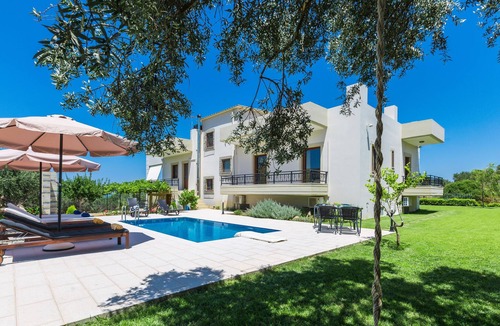 Galouvas Villa | Family villa Chrissi with private pool in Kissamos