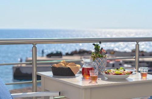 Khora Sfakion Bed & Breakfast | FantaSea Luxury Suite