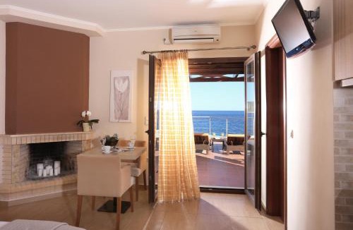Marathopoli Apartment | Faros Luxury Suites