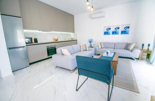 Archangelos House | Fileo Family and Friends Living