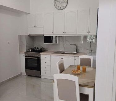 Minoa Pediada Apartment | Filocsenia sea side