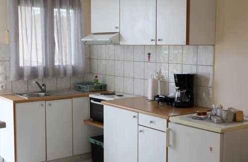 Mesolongi Apartment | Flo's Apartments