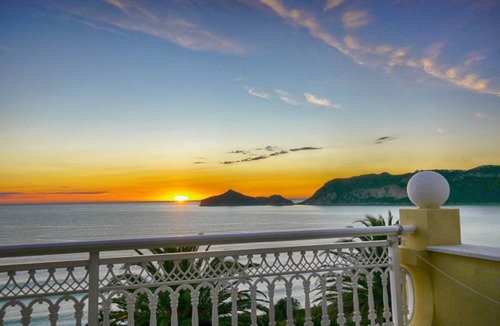 Agios Georgios Pagon Apartment | Flora Beach Studio 10 - mit wunderschönen Meerblick nur 50m vom schönen Sandstrand entfernt