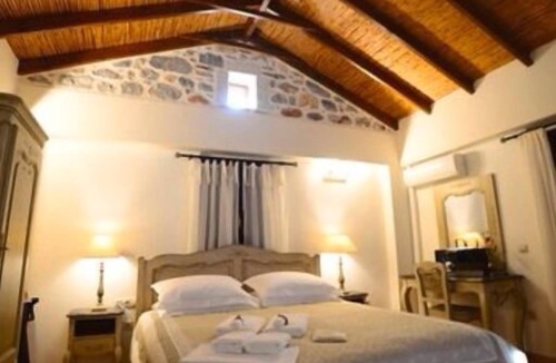 Omales House | FOCALION CASTLE LUXURY SUITES