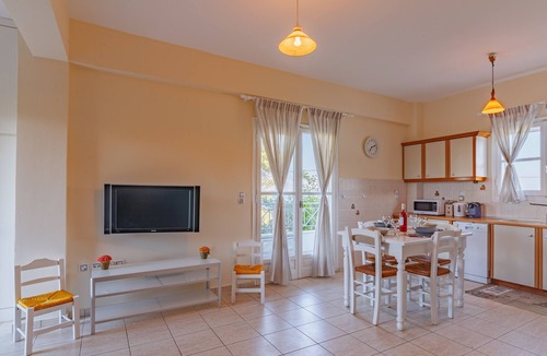 Messini Villa | Friends & Family House near the beach with two swimming pools (one for children)