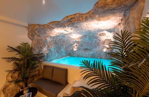 Ftelia Hotel | Ftelia Black Villas