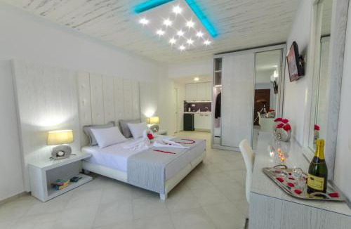 Skiathos Town Villa | FTELIA LUXURY STUDIO 'QUATTRO'