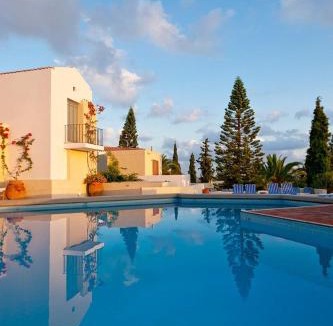 Koutouloufari Resort | Galaxy Suites Boutique Resort