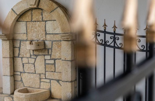 Archanes Apartment | Galini Traditional House