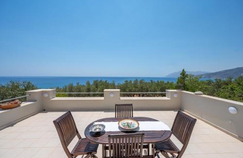 Keratokambos House | Gallery House