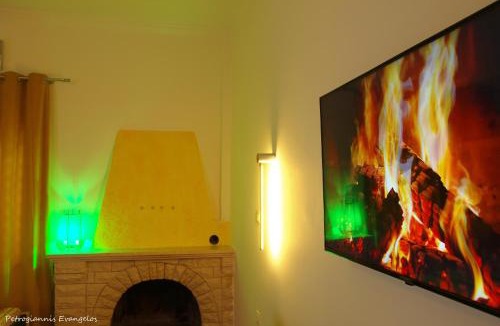 Amarinthos Apartment | Garden house escape