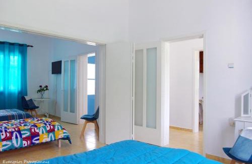 Amarinthos House | Garden house