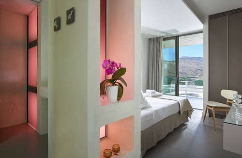 Kissamos Villa | Gazing the Aegean blue - Luxury Youphoria Villa Anassa