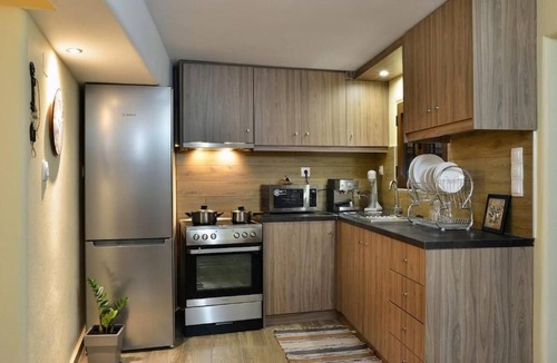 Vatolakkos House | George & Helen's House