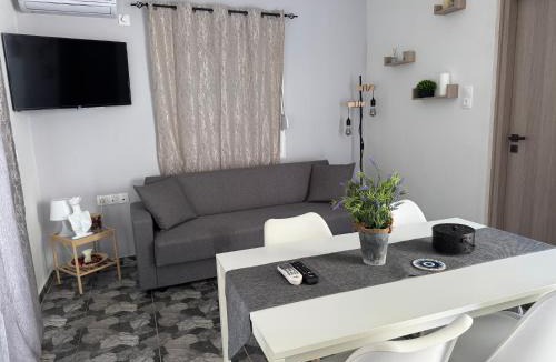 Salamis House | Giannis Philoxenia