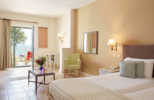 Kolymbari Hotel | Giannoulis – Grand Bay Beach Resort - Adults Only