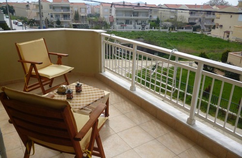 Nea Peramos Apartment | Golden Sand- summer apartment