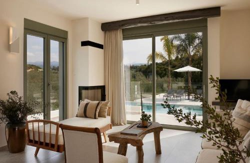Prinos Villa | Gorgeous Crete Villa 4 Bedrooms Villa Psínthos Terrace With Two Private Pools Bbq Rethymno