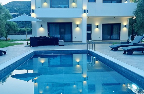 Pantokratoras Villa | Grande Amore Luxury Villa