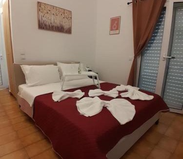 Dirfys-Messapia Apartment | Grandma's Pine Apartments