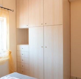 Salamis Apartment | Gray House Salamina
