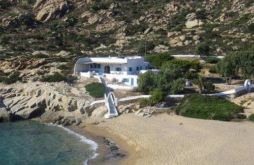 Milopotas House | Greek Island Beach Villa /'Private' Beach