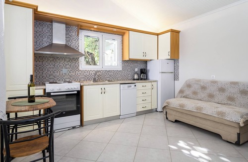 Spartia Villa | Green retreat ,family friendly , sea view, privacy, picturesque village