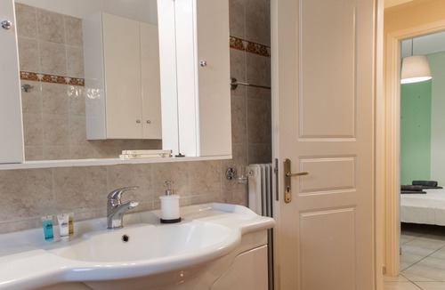 Elliniko-Argyroupoli Apartment | Gtrip Ellinikon Experience Apartment - 31506
