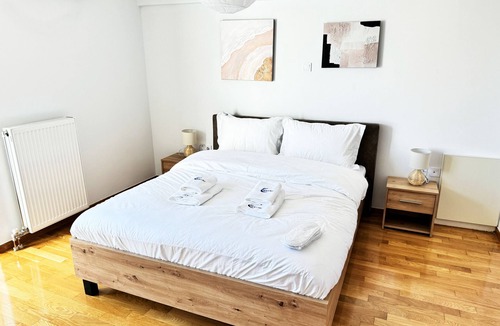 Nea Smirni Apartment | Gtrip Nea Smyrni Floor Apartment 6F