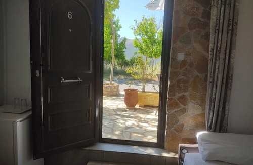 Almiros House | Guest House Kithairon