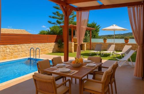 Skouloufia Villa | Harma Villa with Private Pool