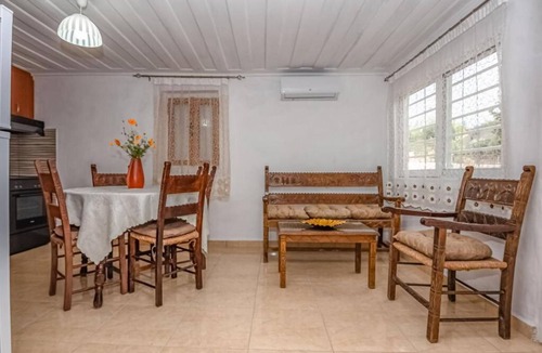 Armenoi House | Helen's Countryside House