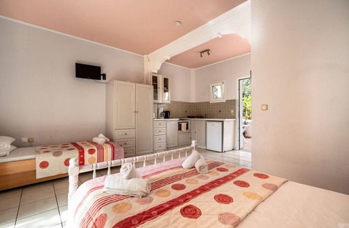 Svoronata House | Helena Inn