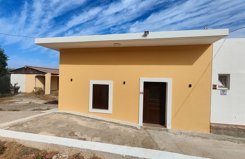 Paradisi Apartment | Helena Private Apartment near Airport