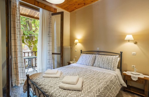 Mikro Chorio Hotel | Helidona