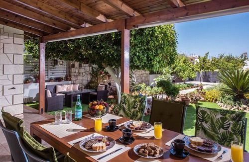 Kato Gouves Villa | Heraklion Seaside Gem - Olia Private Pool Retreat
