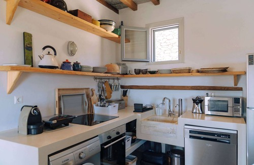 Sifnos House | #HH08 Scenic stone house in Exambela