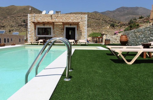 Lentas Apartment | Hideaway Southcrete